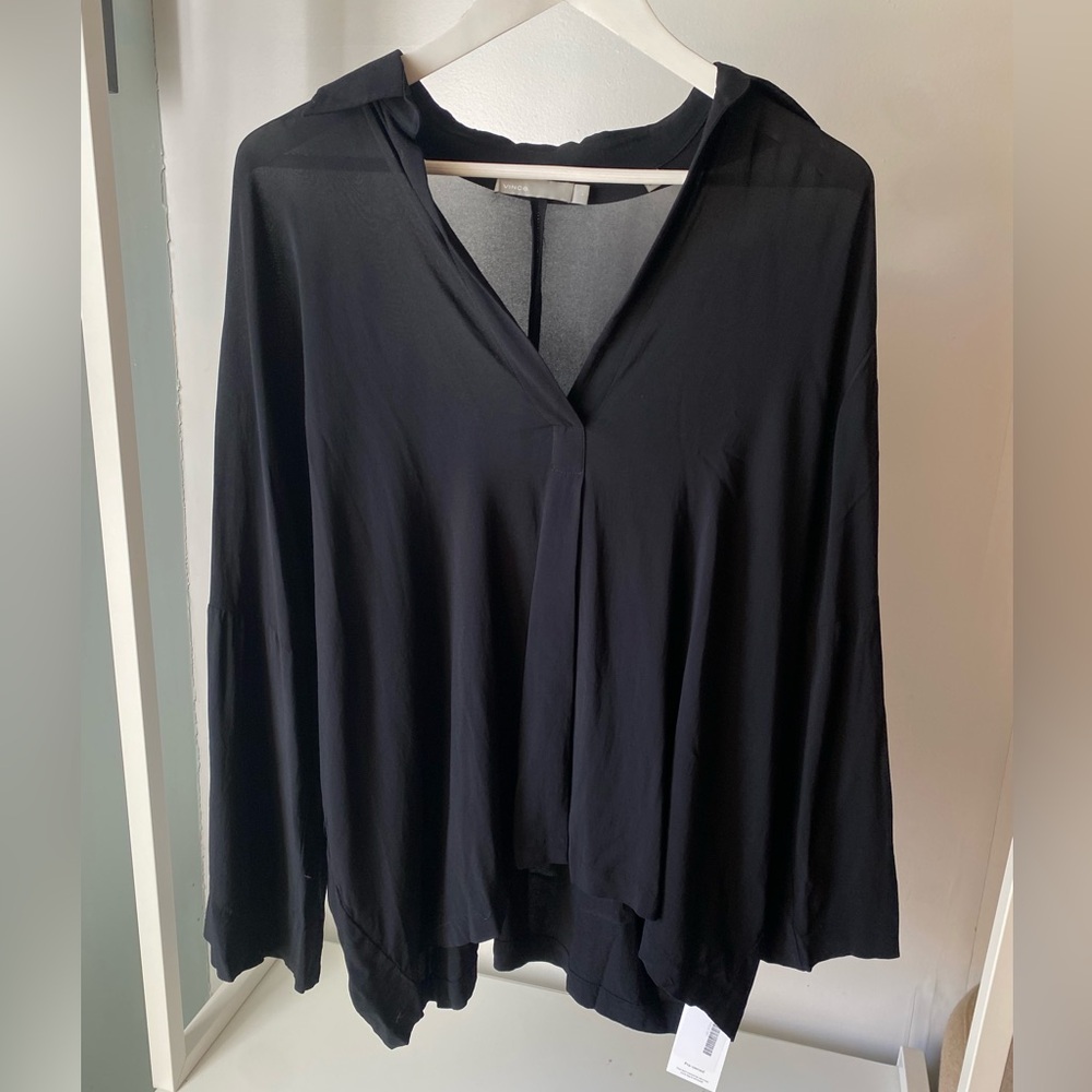 Vince Black Women's Relaxed Split V-neck with Soft Drape Blouse Sz L
